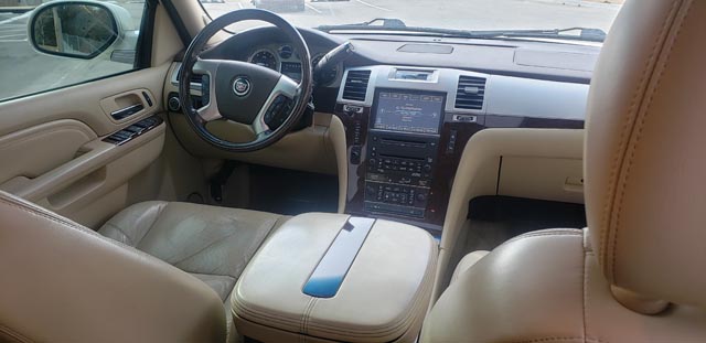 2010 Cadillac Escalade Premium AWD full