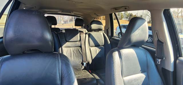 2013 Volvo XC90 AWD – 3rd row seating full